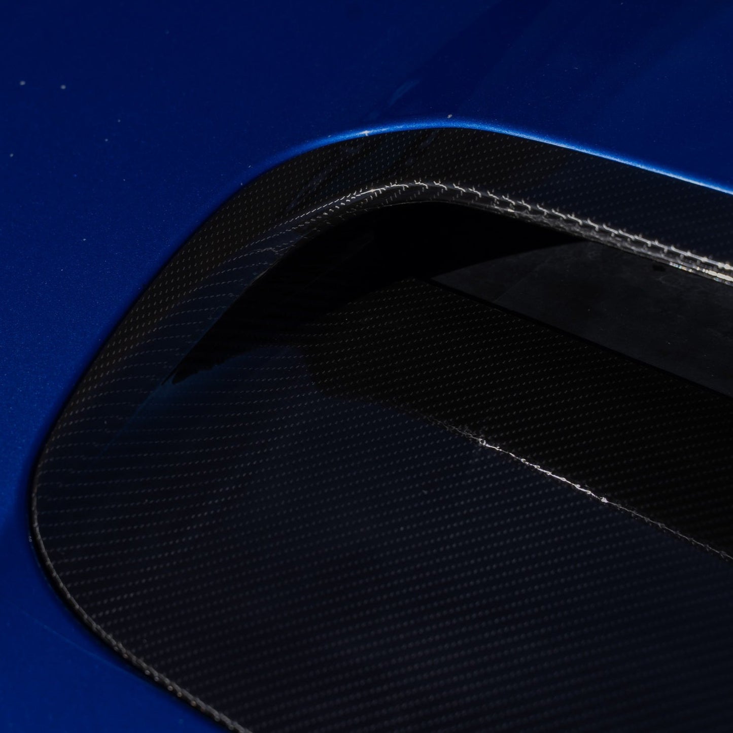 Carbon Fiber Glossy - ARMR PPF Paint Protection Film Wet or Dry Installation
